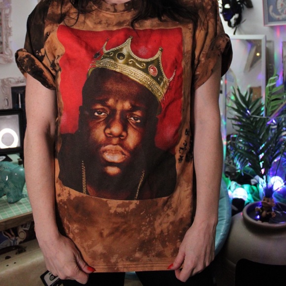 Upcycled Notorious B.I.G. Biggie bleached t-shirt - Picture 4 of 5